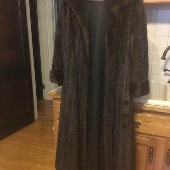 Mink Coat    (Full length mink coat) - Picture 4 of 4